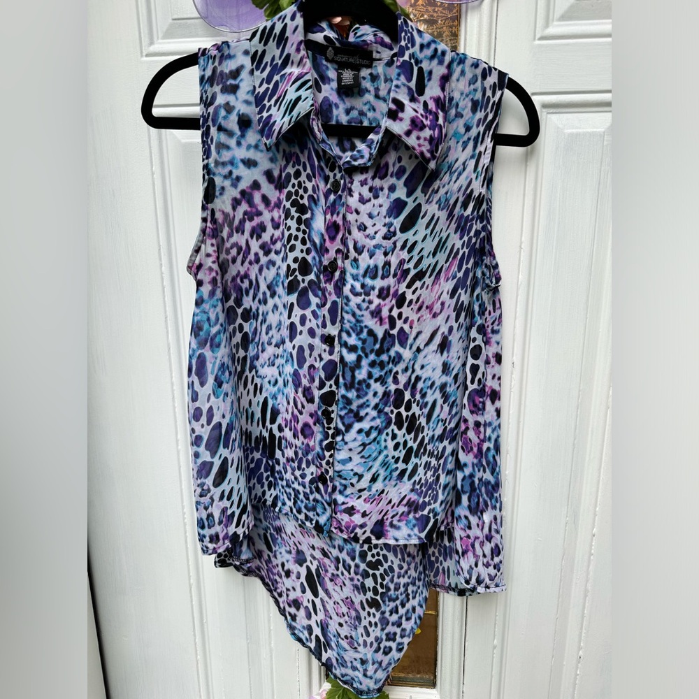 SIGNATURE STUDIO Animal Leopard Print Buttonup Purple Blue Black Top women Large